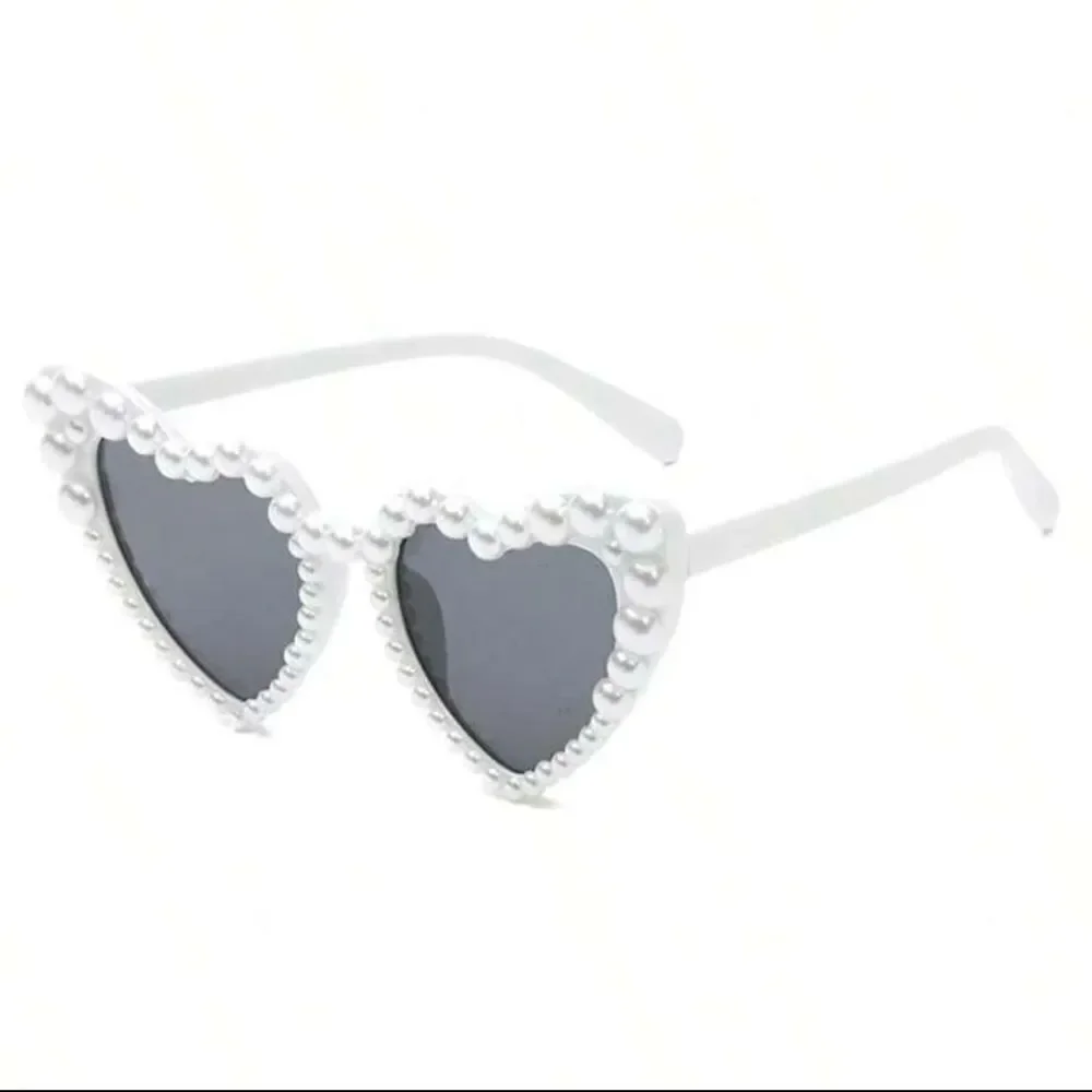 Handmade pearl sunglasses